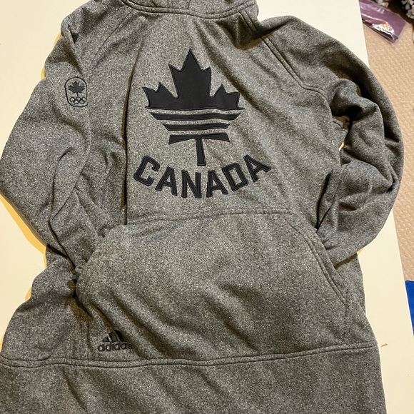 Olympic sweater - Picture 1 of 3